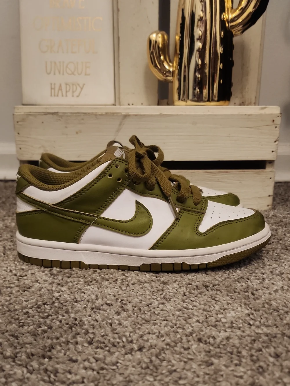 Nike Kids Olive Green and White Low-Top Sneakers